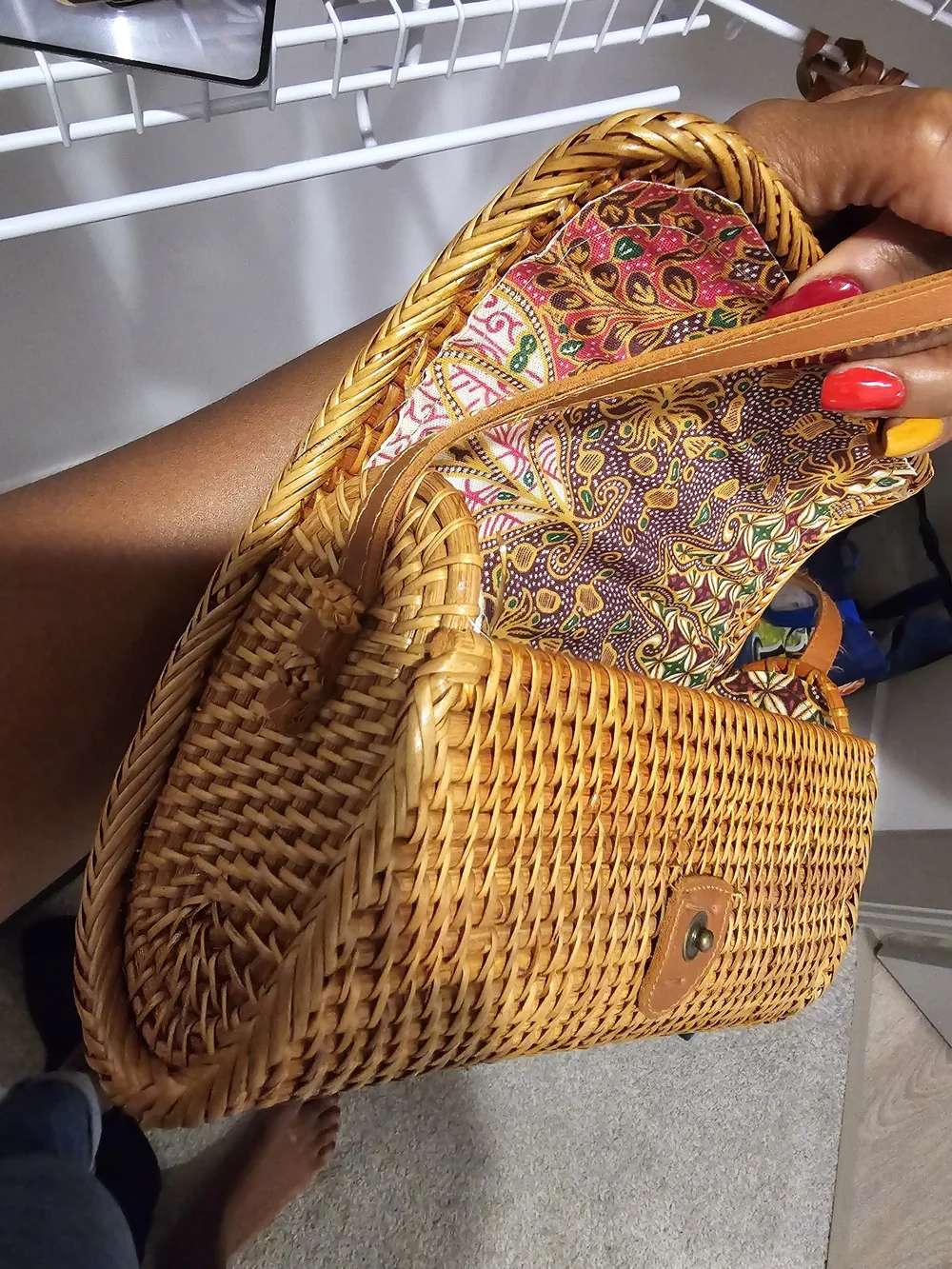 N/A handcrafted woven